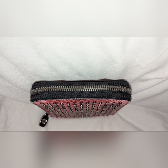 MCM Armour Visetos Studded Python Print Zip Around Small Wallet Red Black VGUC - Picture 7 of 11